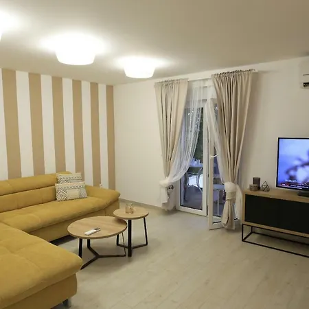 Niviga * 马卡尔斯卡